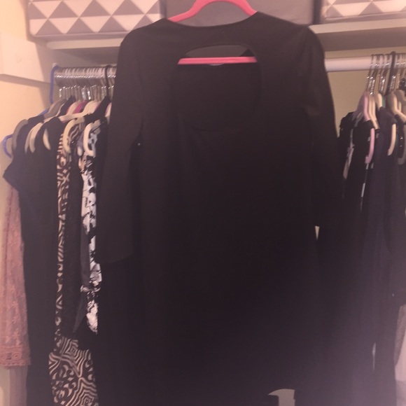 Dress - Picture 6 of 7